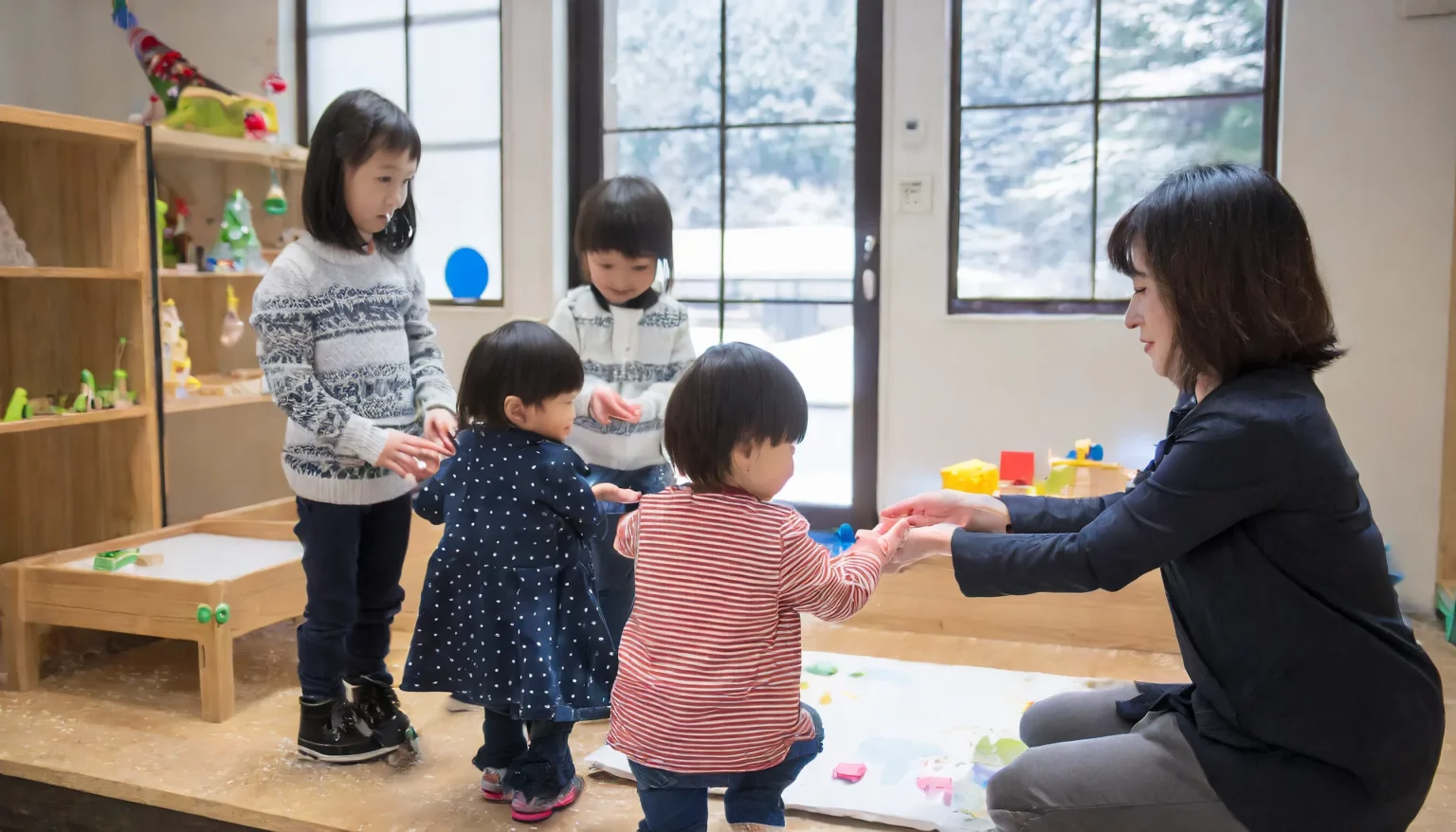 歌詞付き】12月におすすめの手遊び5選！取り入れるメリットからコツまで詳しく解説 | たまごだるま TamagoDaruma