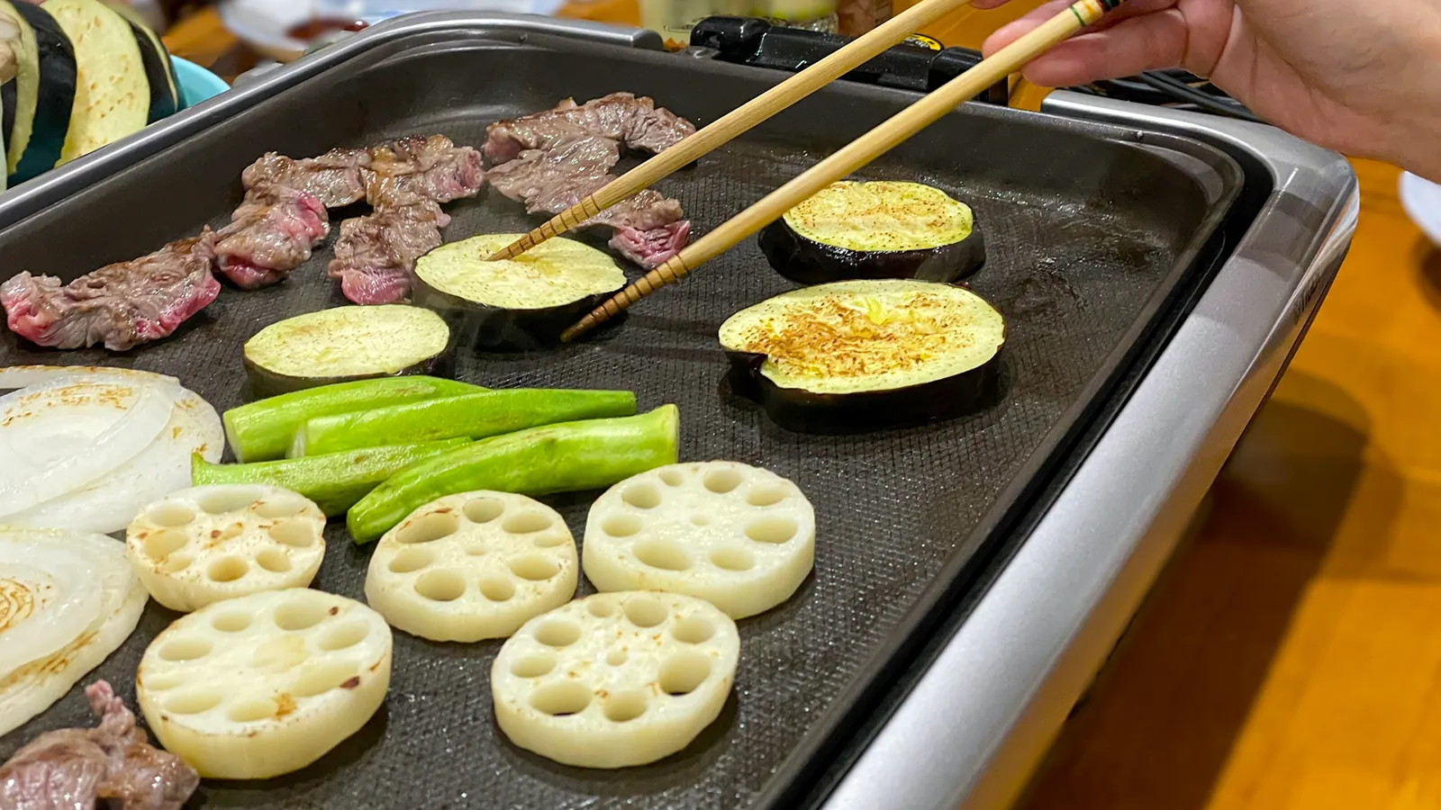 子どもは何歳から焼肉を食べられる