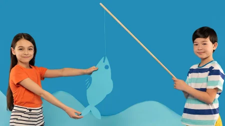 おうちや保育園で盛り上がる手作り魚釣りゲーム5選！100均素材で知育＆パーティーにもおすすめ
