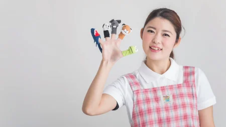 親子で楽しむ手袋シアター5選！必要な材料・道具から演じ方のコツまで詳しく解説