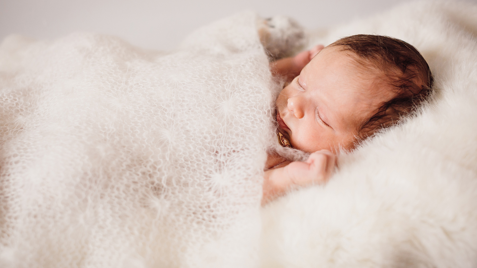 ネントレ（寝かしつけトレーニング）とは？始め方・手法の違い・安全ポイントをやさしく解説